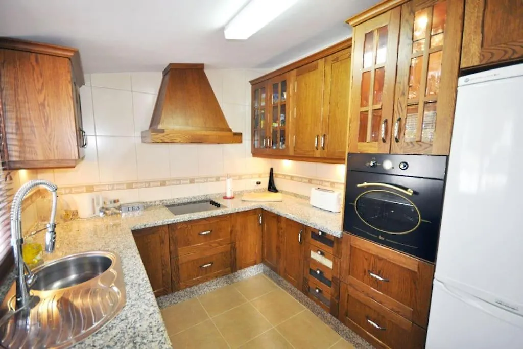 High Quality, Spacious, 4 Bedroom Private Villa Santa Fe de los Boliches 0*,