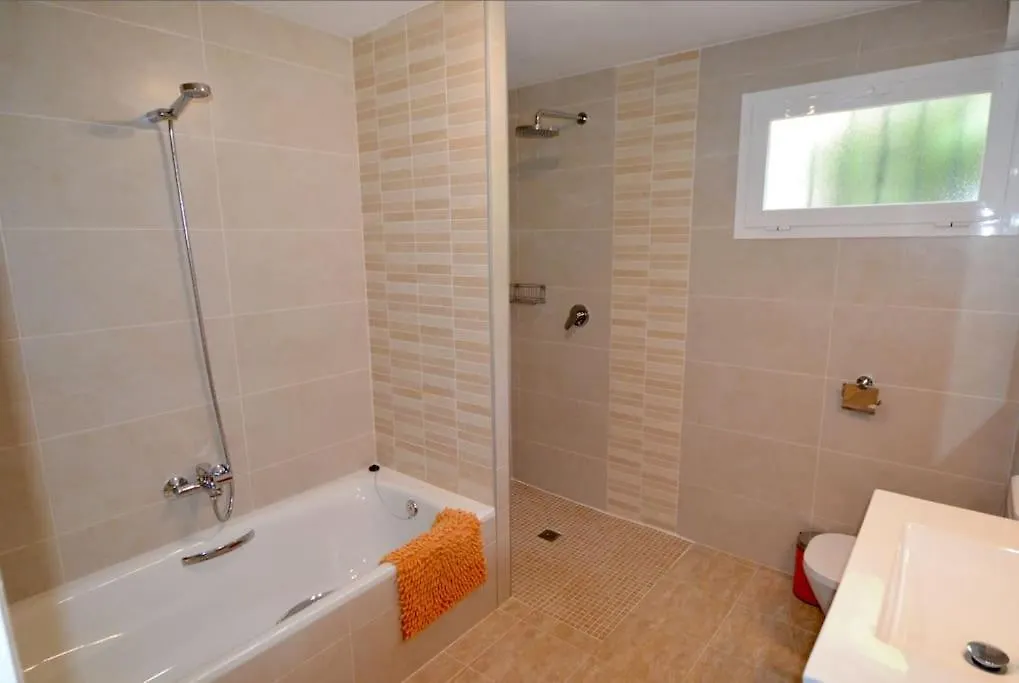 High Quality, Spacious, 4 Bedroom Private Villa Santa Fe de los Boliches Spanien